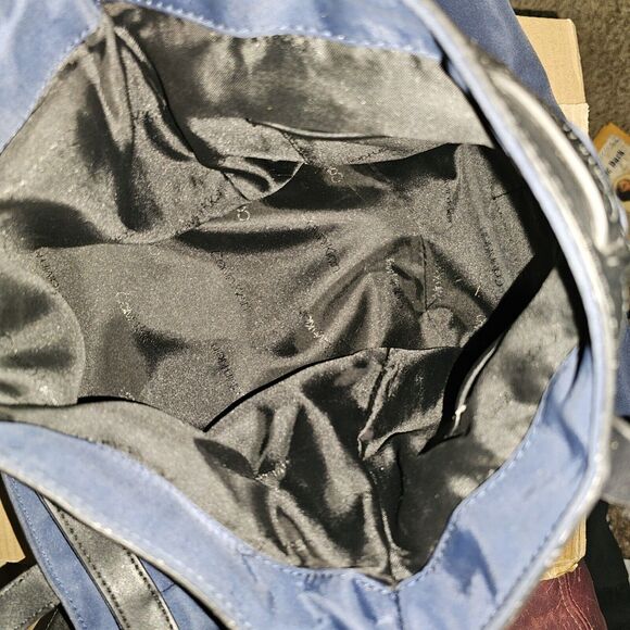 Calvin Klein
Navy Blue Purse Lane Nylon Triple Compartment Tote Handbag - Picture 11 of 16